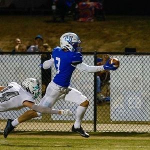 Meet your Posher, Holly